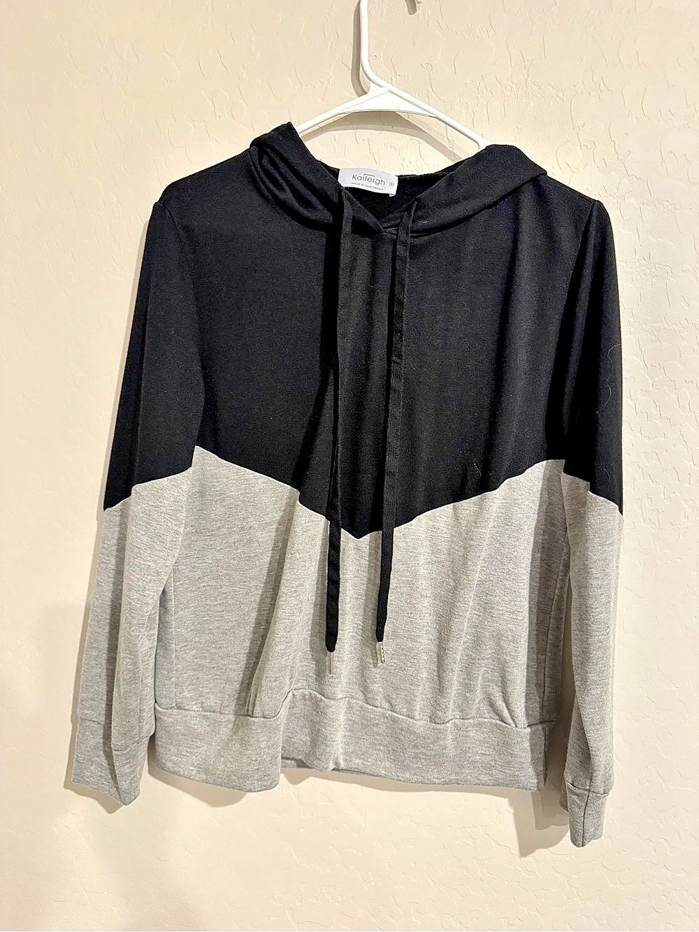 Kaileigh Color Block Hoodie in Black & Gray Like New